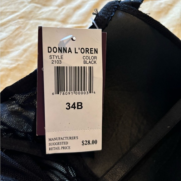 Lingerie - Picture 6 of 7